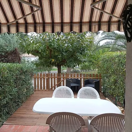 Location Dans Residence Calme, Proche Mer Cavalaire-sur-Mer Buitenkant foto