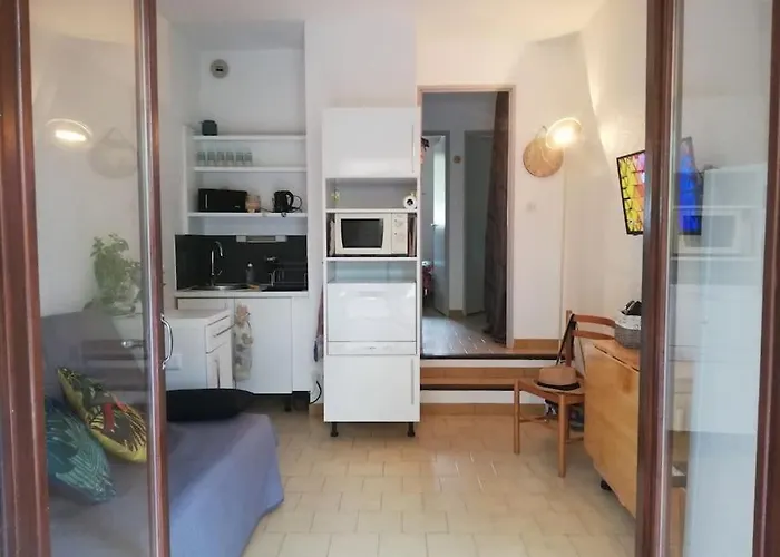 Location Dans Residence Calme, Proche Mer