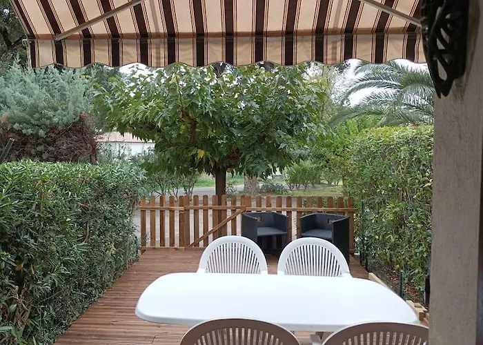 Location Dans Residence Calme, Proche Mer